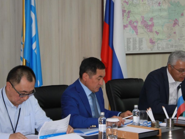 В ТОО «КАЗРОСГАЗ» ПРОШЛА ОТЧЕТНАЯ ВСТРЕЧА С ТРУДОВЫМ КОЛЛЕКТИВОМ ПО ИТОГАМ I ПОЛУГОДИЯ 2023 ГОДА И ЗАДАЧАМ НА II ПОЛУГОДИЕ 2023 ГОДА