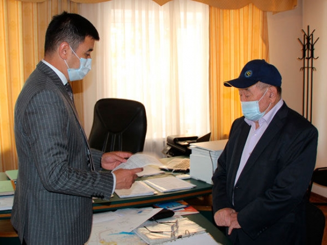 Первые жители столицы получили документы на газификацию