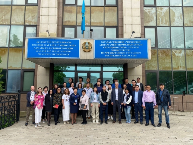 Коллектив ТОО «КазРосГаз» прошел практическое обучение  «Защита населения при угрозе и возникновении землетрясения»